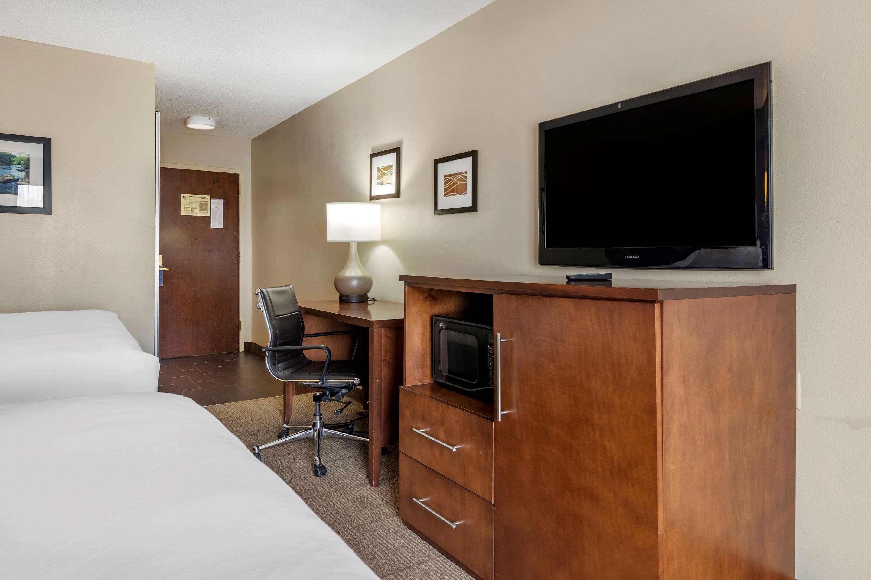 Comfort Inn & Suites Statesboro - University Area Esterno foto