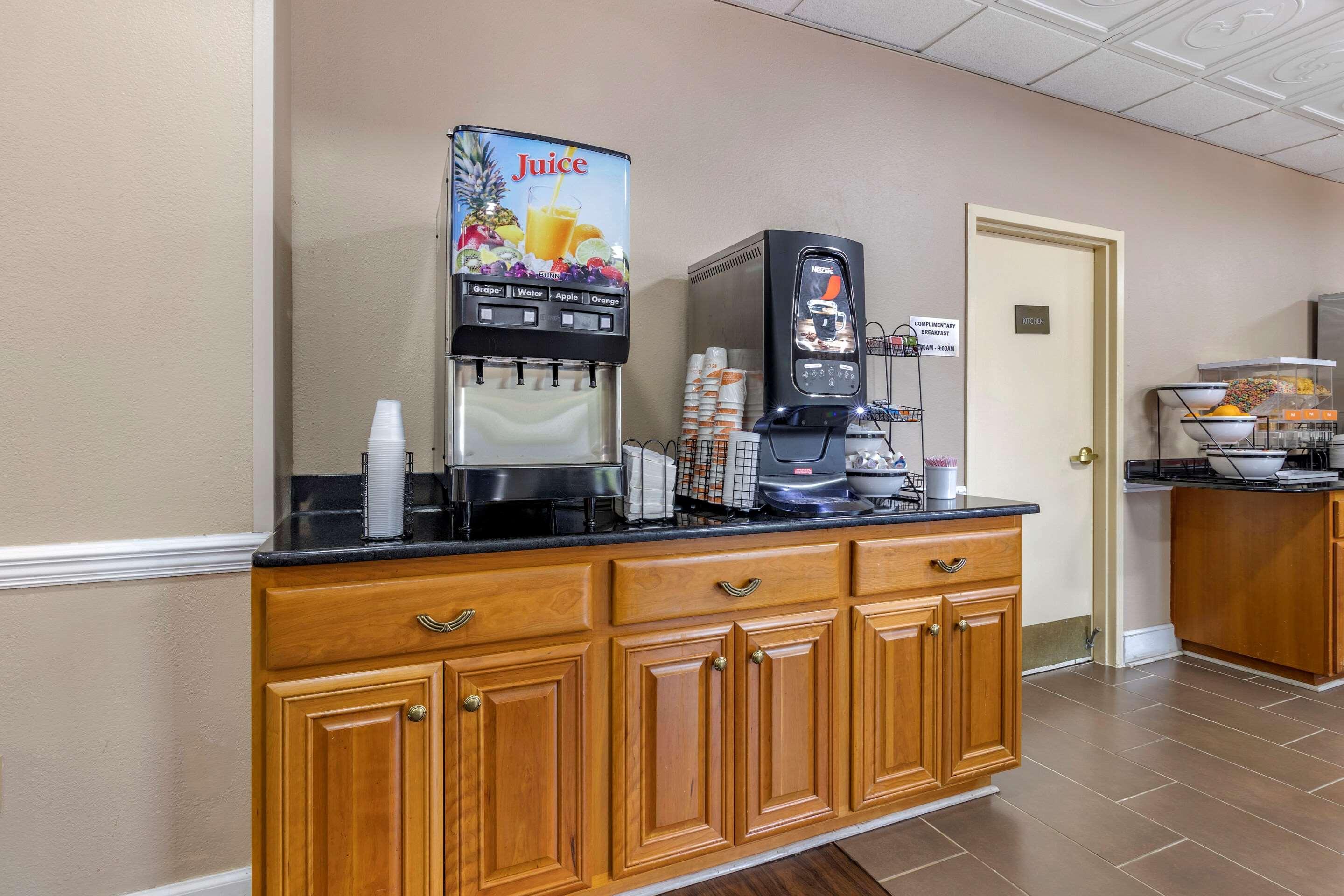 Comfort Inn & Suites Statesboro - University Area Esterno foto
