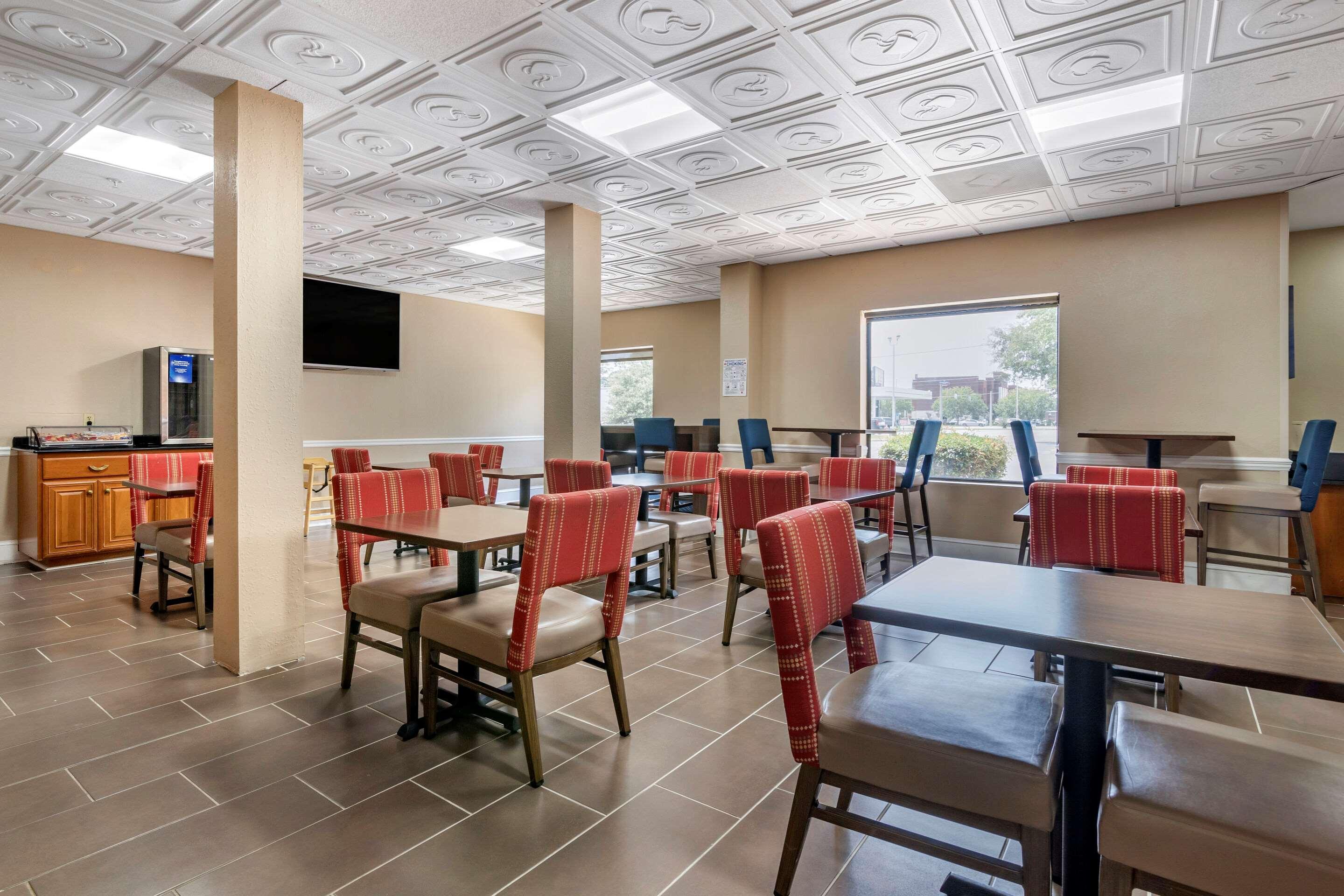 Comfort Inn & Suites Statesboro - University Area Esterno foto